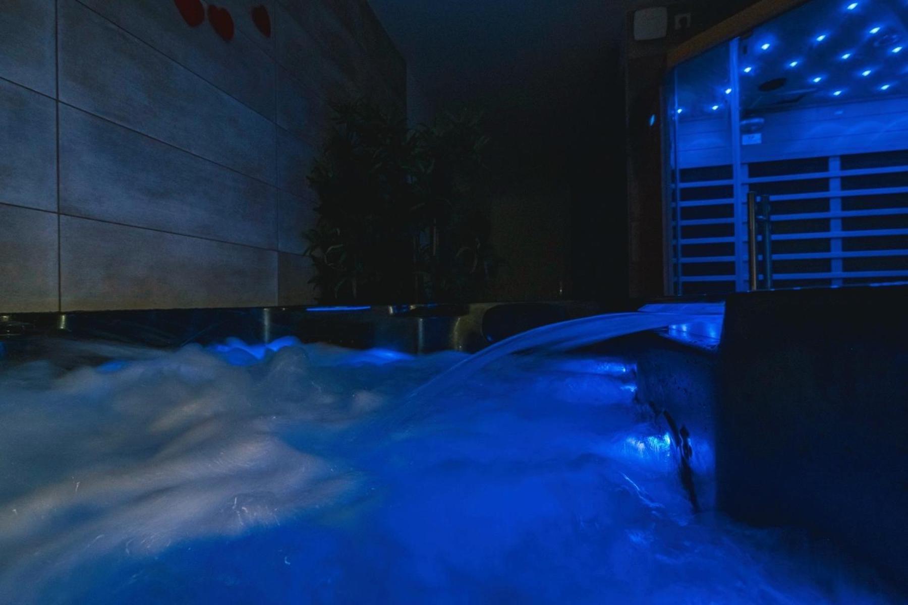 O temps suspendu sauna et jacuzzi Reims Extérieur photo